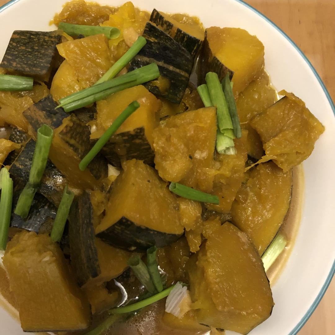 猪肉都不换的焖南瓜～吃起来糯糯甜甜咸咸的！