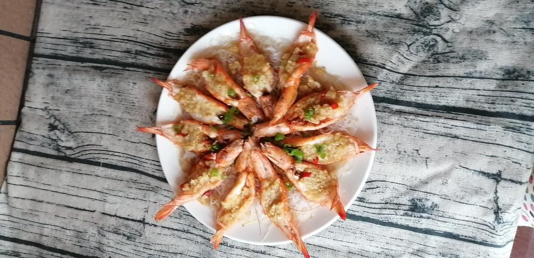 蒜蓉粉丝蒸虾