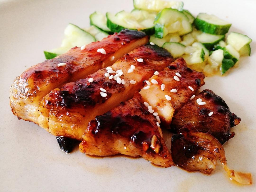 酷炫屌炸天好吃的煎鸡胸肉（香蒜蜂蜜煎鸡胸肉）