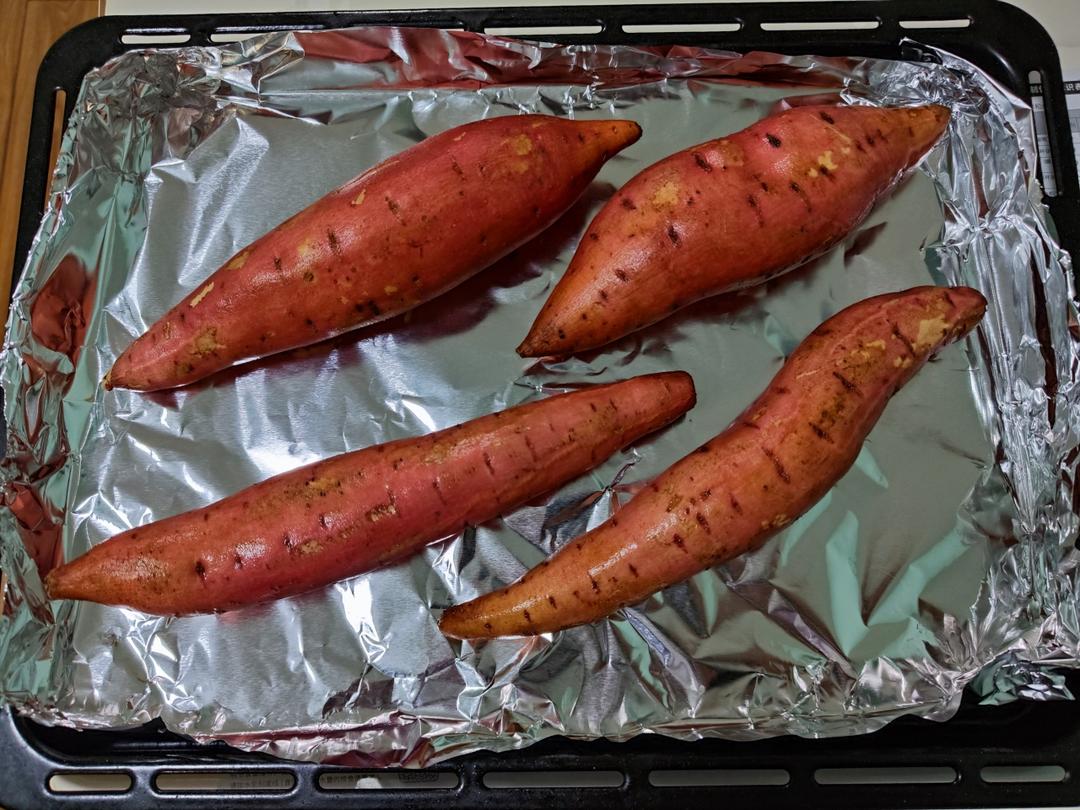 【糯唧唧的烤红薯】糖油四溢皮肉分离外糯里嫩吸溜着吃！