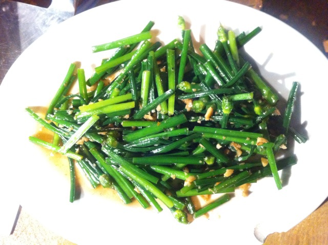 清炒韭菜花