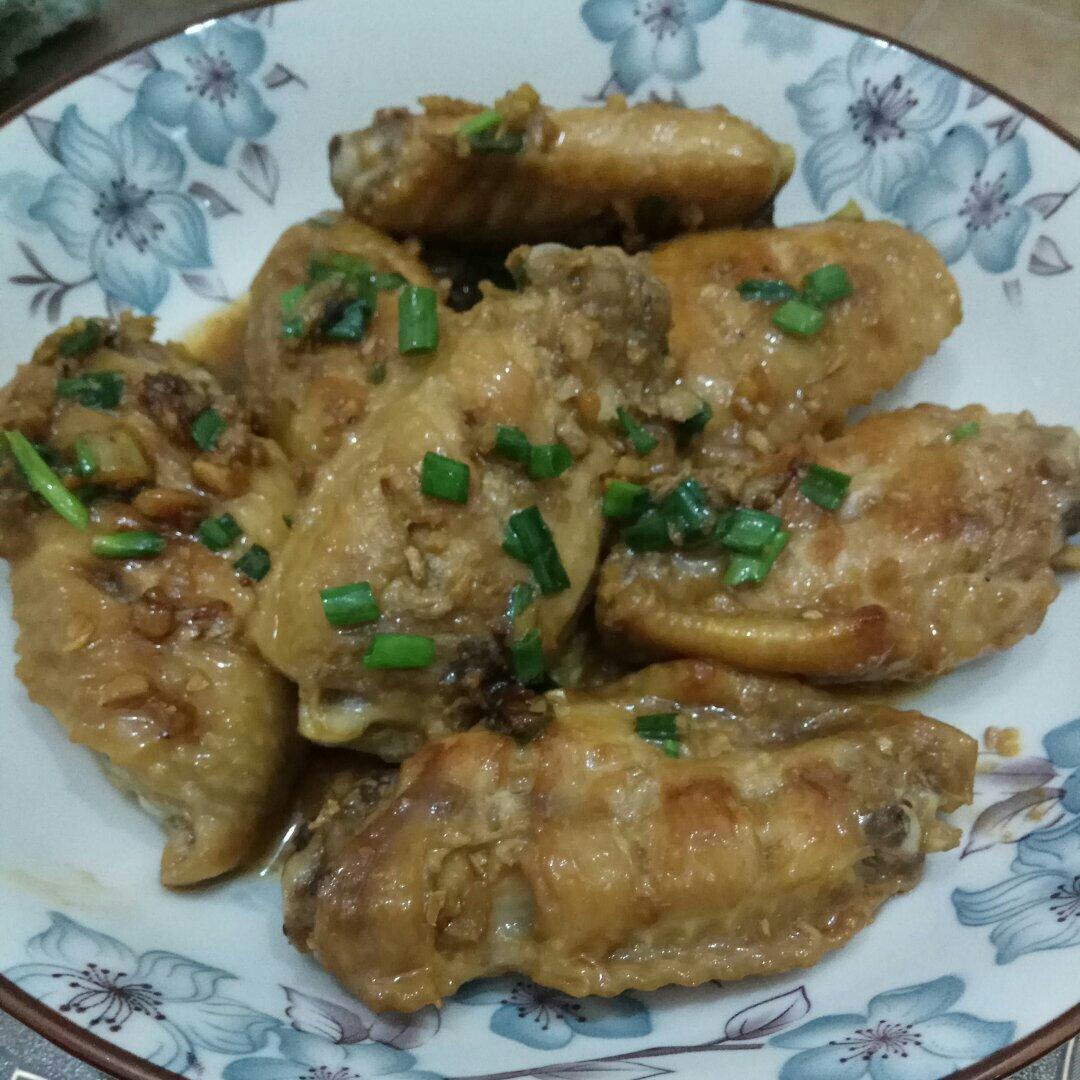 好吃到卷舌头的蒜香鸡翅