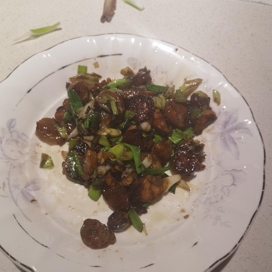 蒜苗炒腊肠