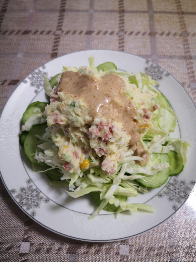 用料很足の土豆泥沙拉
