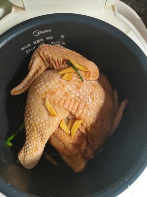 懒人电饭锅焖鸡的做法 步骤4
