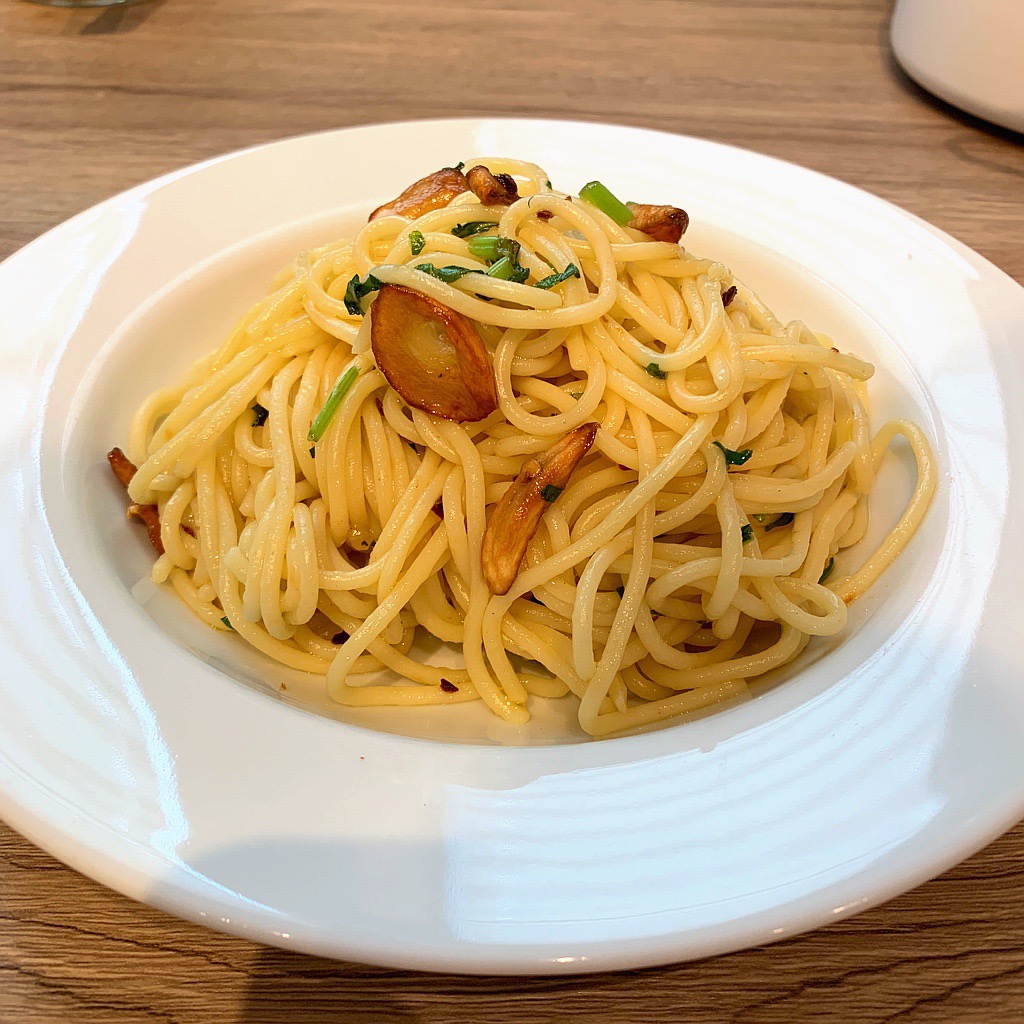 蒜香橄榄油意粉 Spaghetti Aglio e Olio的做法 步骤6