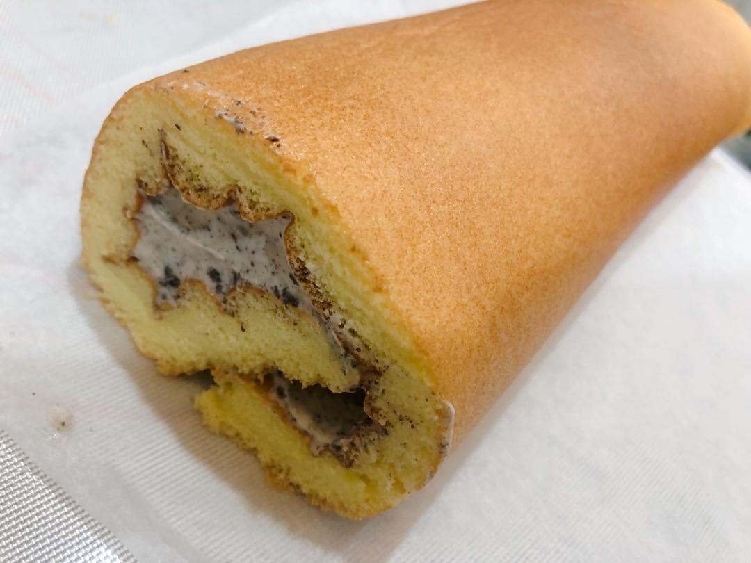 奥利奥咸奶油蛋糕卷