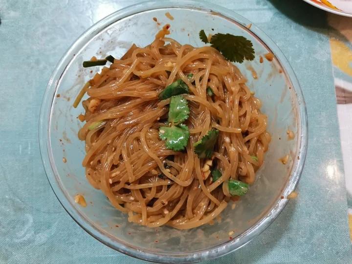 秒杀小夜市的麻酱流汁宽粉