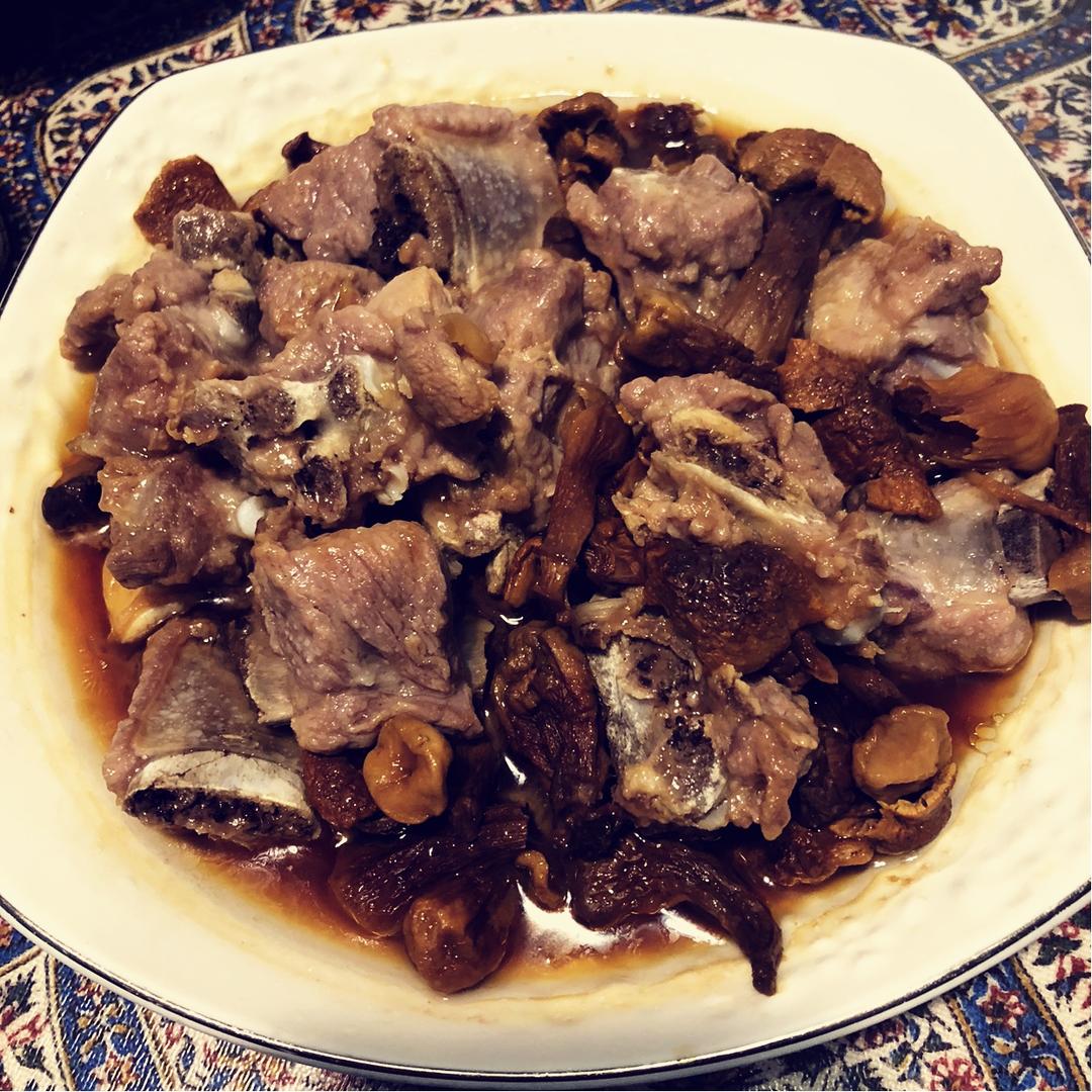 姬松茸蒸排骨