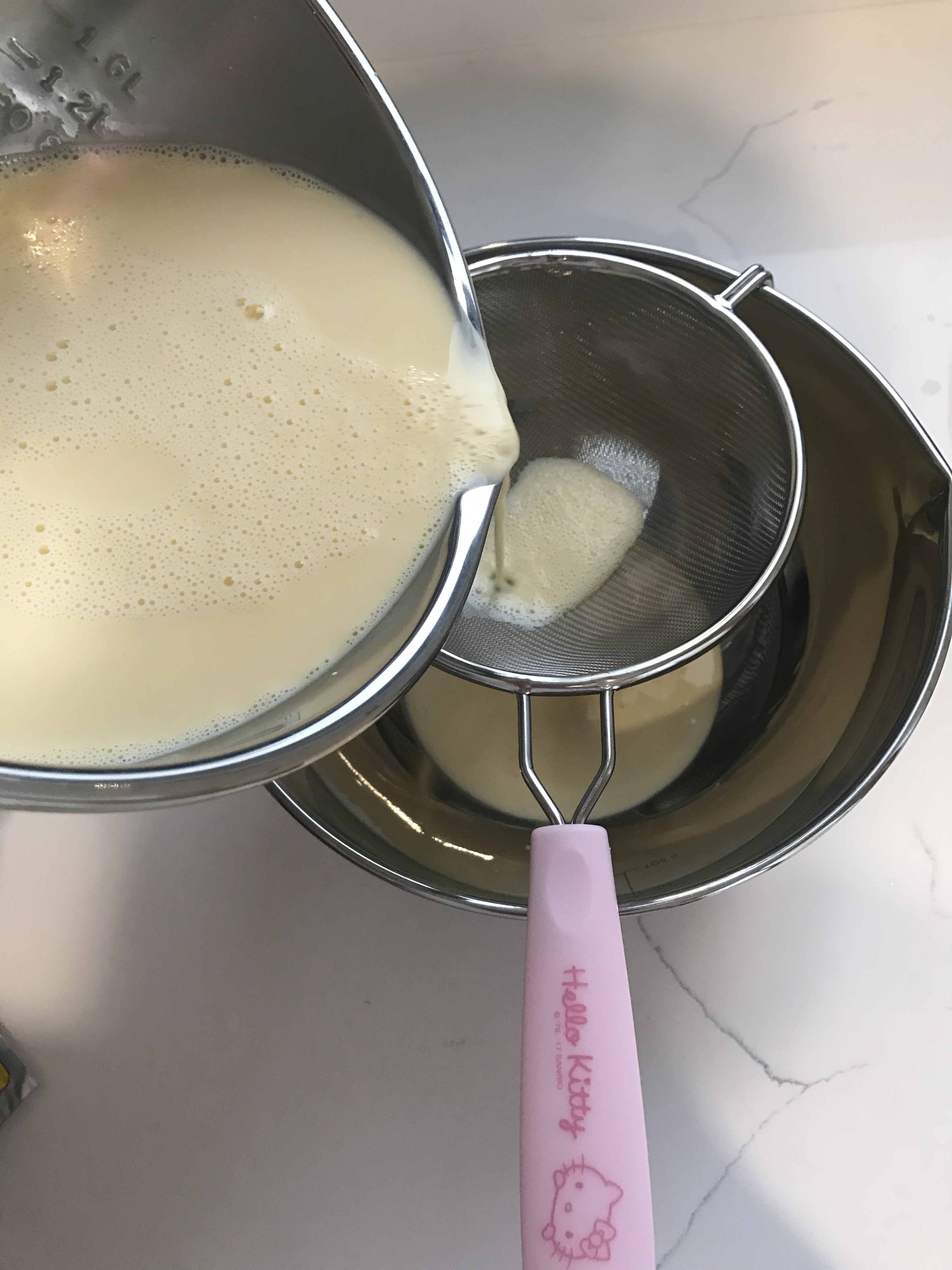 鸡蛋布丁(消耗蛋黄、淡奶油)的做法 步骤2