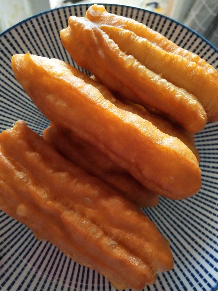 酥软小油条（早餐）