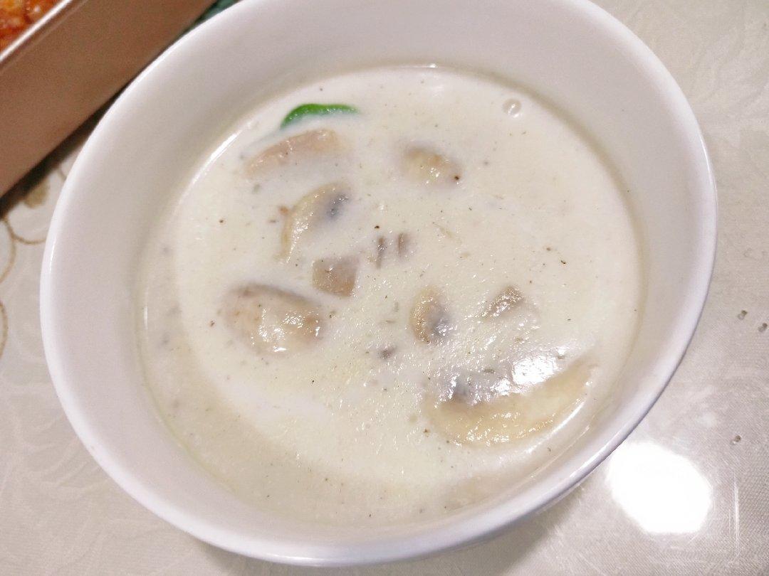 鸡茸蘑菇汤（无奶油配方）