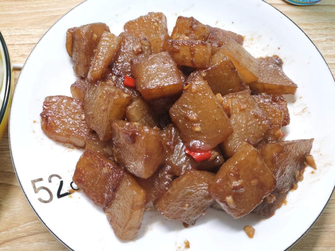 红烧冬瓜最完美做法，不加一滴水，瞬间秒杀红烧肉