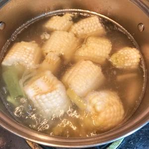 玉米虫草花排骨汤的做法 步骤5