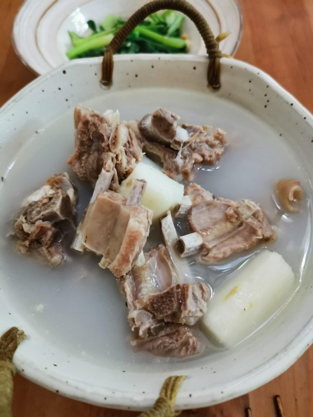 玉米山药炖排骨