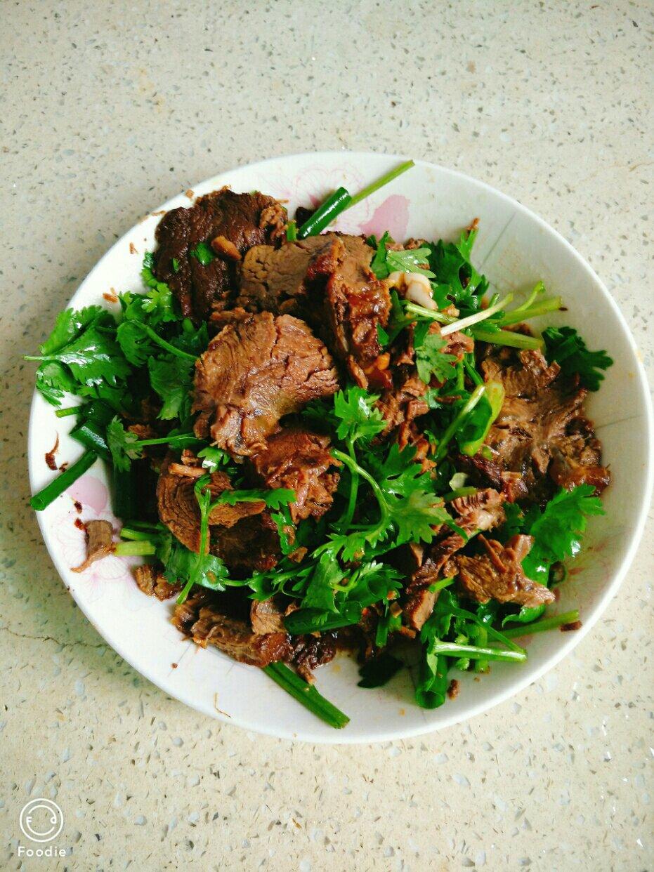 凉拌牛肉