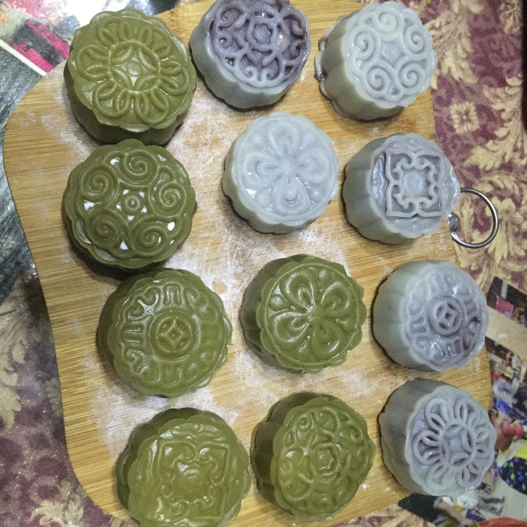 【视】《知味人生》美食视频（8）抹茶红豆沙冰皮月饼
