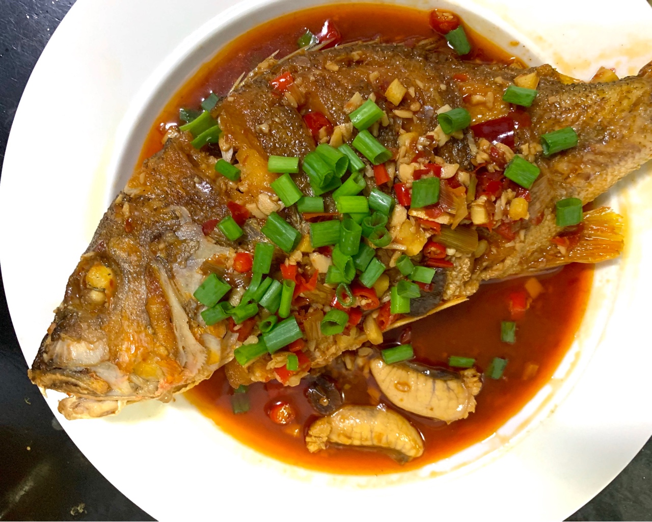 家常川味干烧鱼，加了豆瓣酱的统统都是川味哈