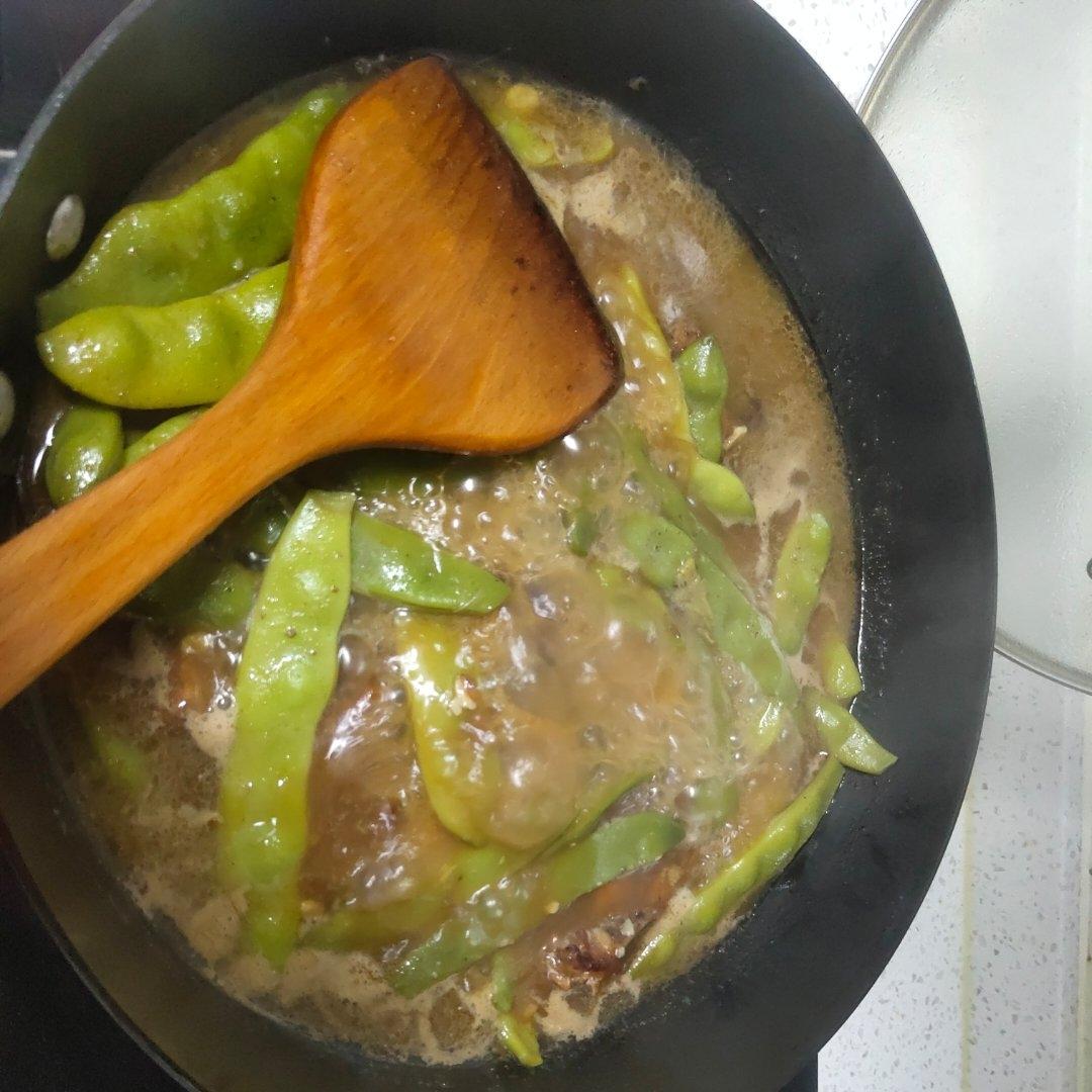 红烧排骨炖豆角