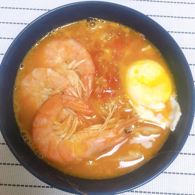 鲜虾番茄鸡蛋面