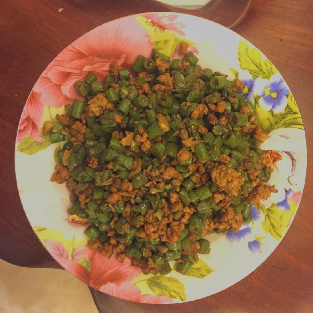 肉沫豆角下饭菜