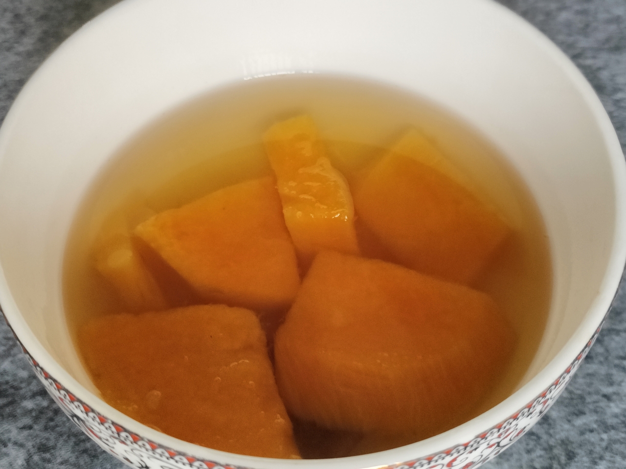 暖冬生姜红薯汤的做法
