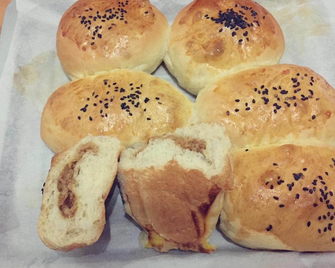 超好吃的肉松面包