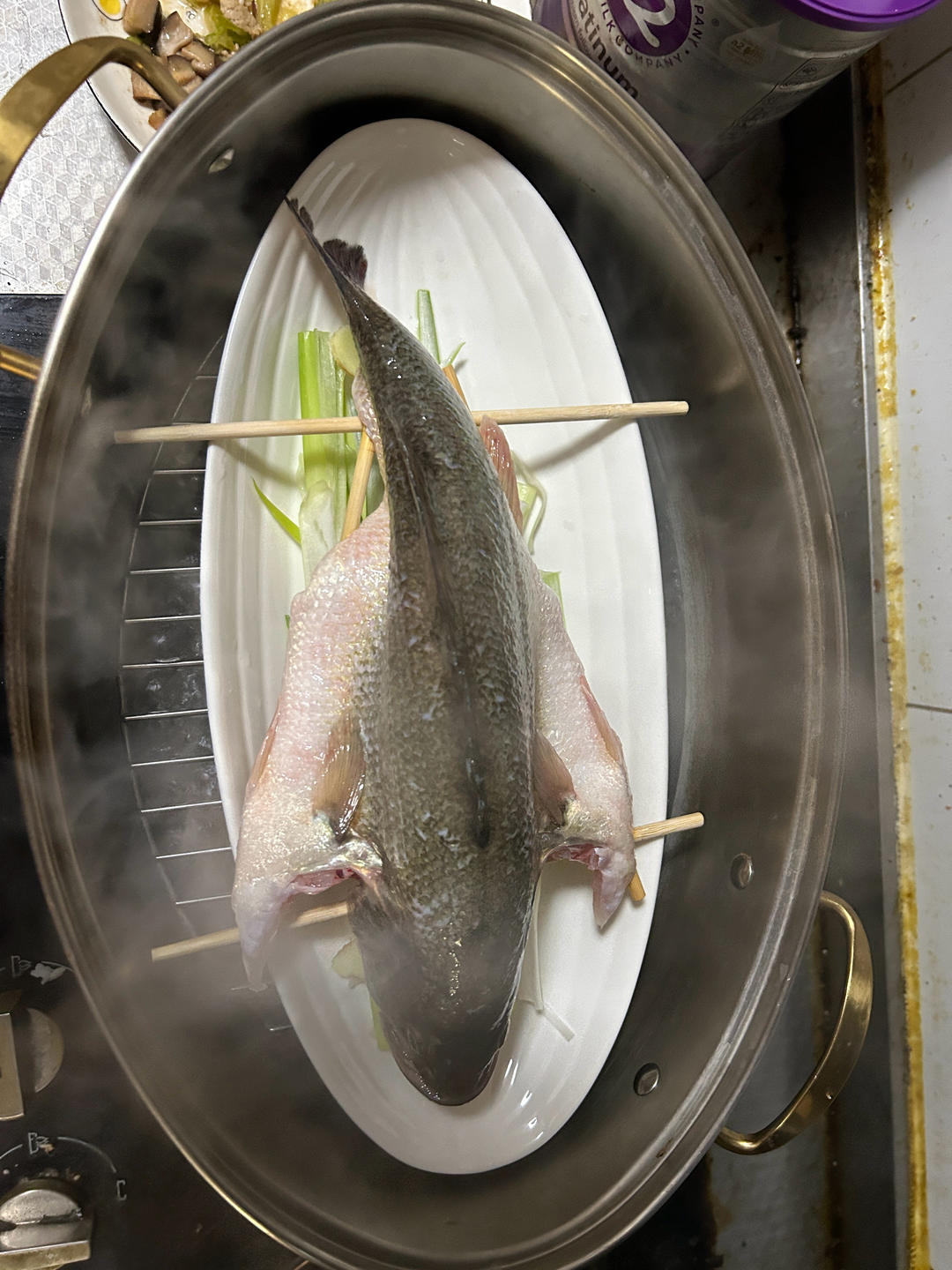 10分钟做 清蒸鲈鱼 （附切鱼图解）