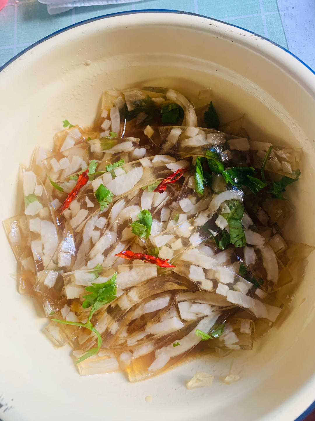 水晶肉皮冻