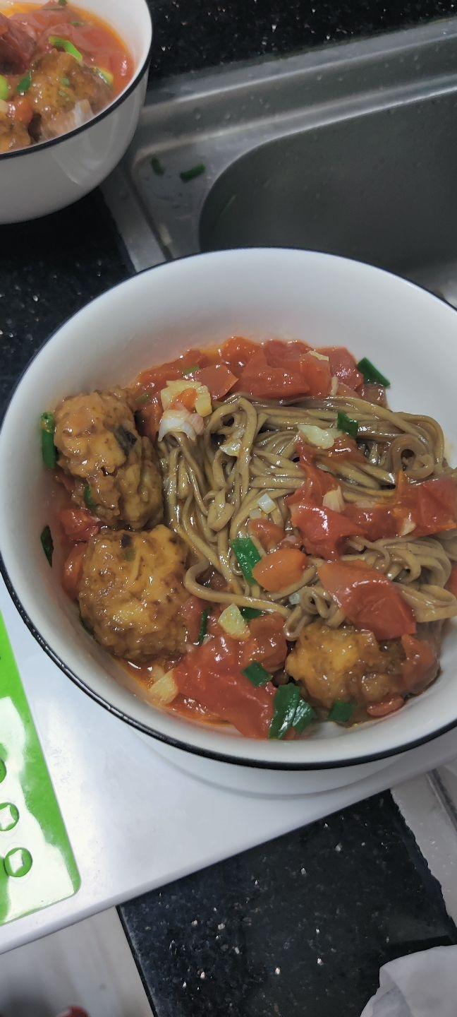 蛋香香番茄肉丸意面