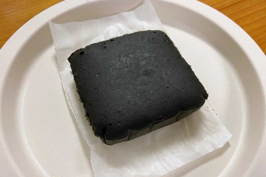 山药红枣黑芝麻糕