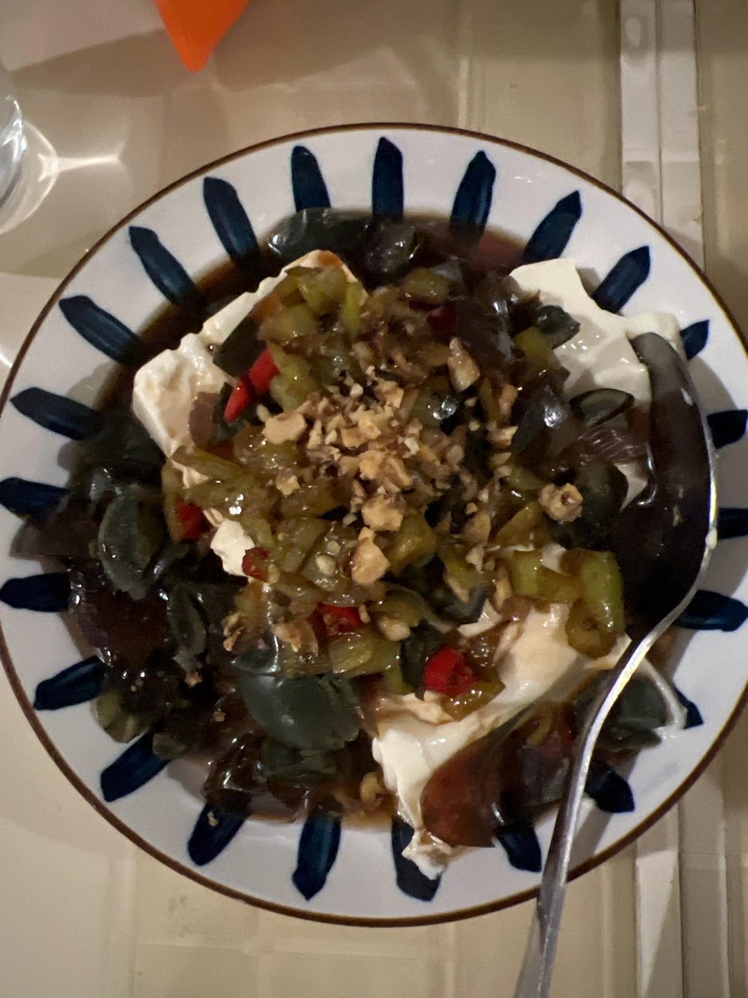 双椒拌皮蛋豆腐
