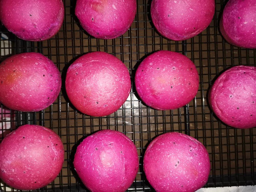 火龙果玫瑰面包