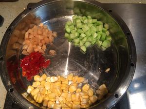 泡菜土豆泥的做法 步骤3