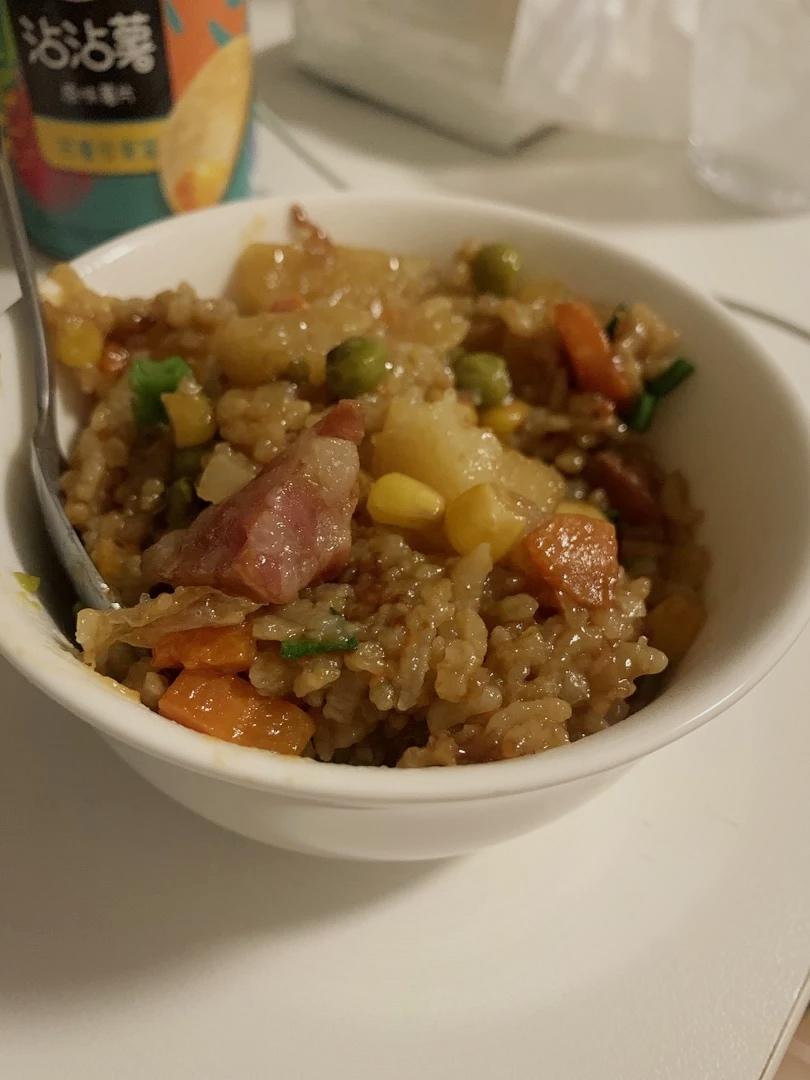 懒人必备～电饭煲腊肠焖饭
