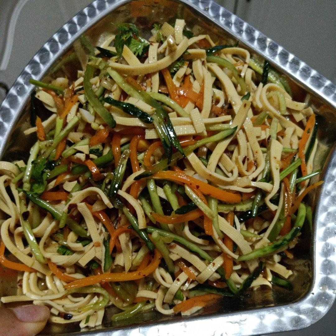 ㊙️巨好吃的凉拌豆皮❗️香辣过瘾连吃三天都不腻