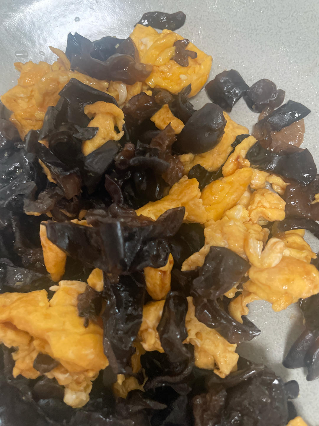 鱼香黑木耳炒蛋（泡发黑木耳）