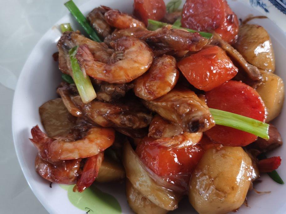 啤酒鲜虾鸡翅煲