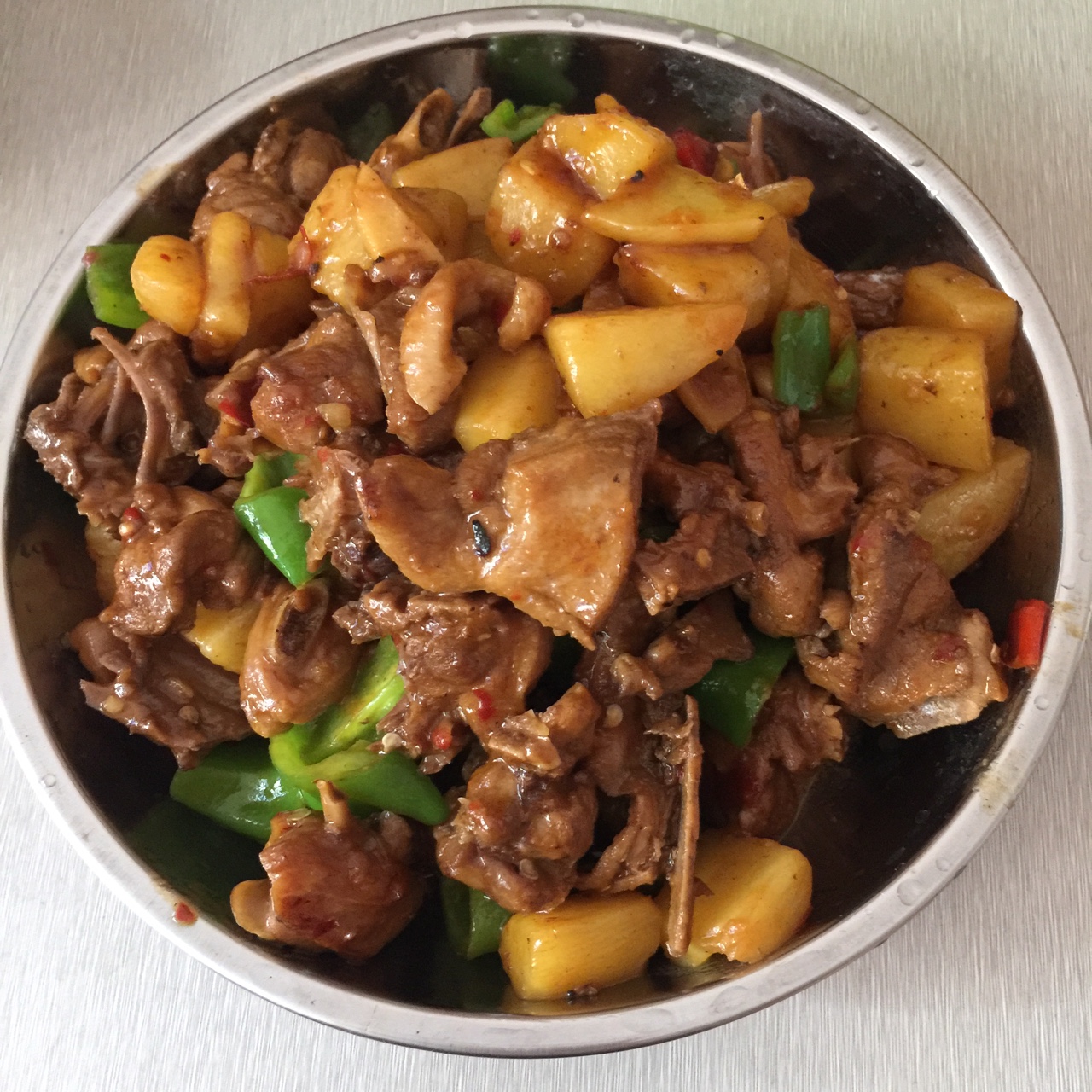 手机用户8744gzbv做的土豆焖鸭