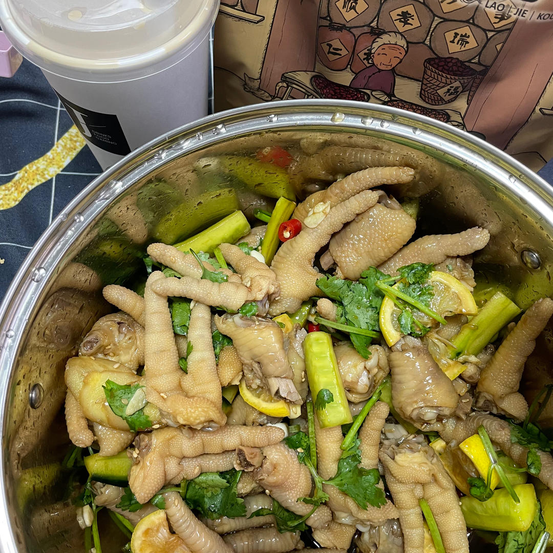 【柠檬酸辣鸡爪】自制超级无敌美味的网红鸡爪
