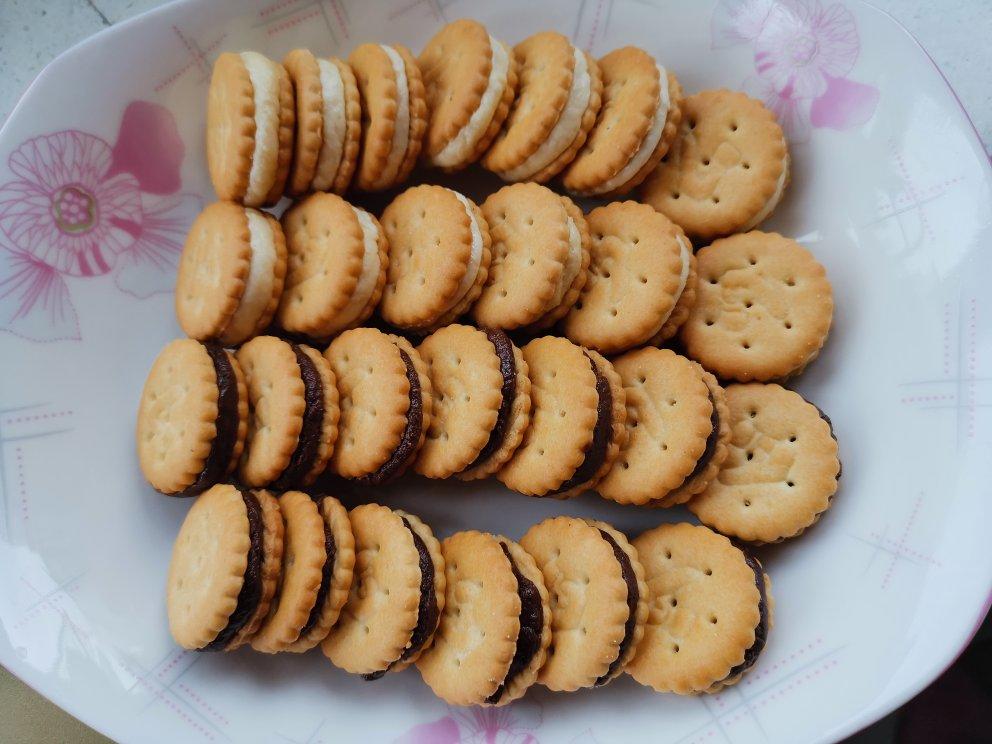 冬季必备小零食❗️纽扣牛扎饼干❗️