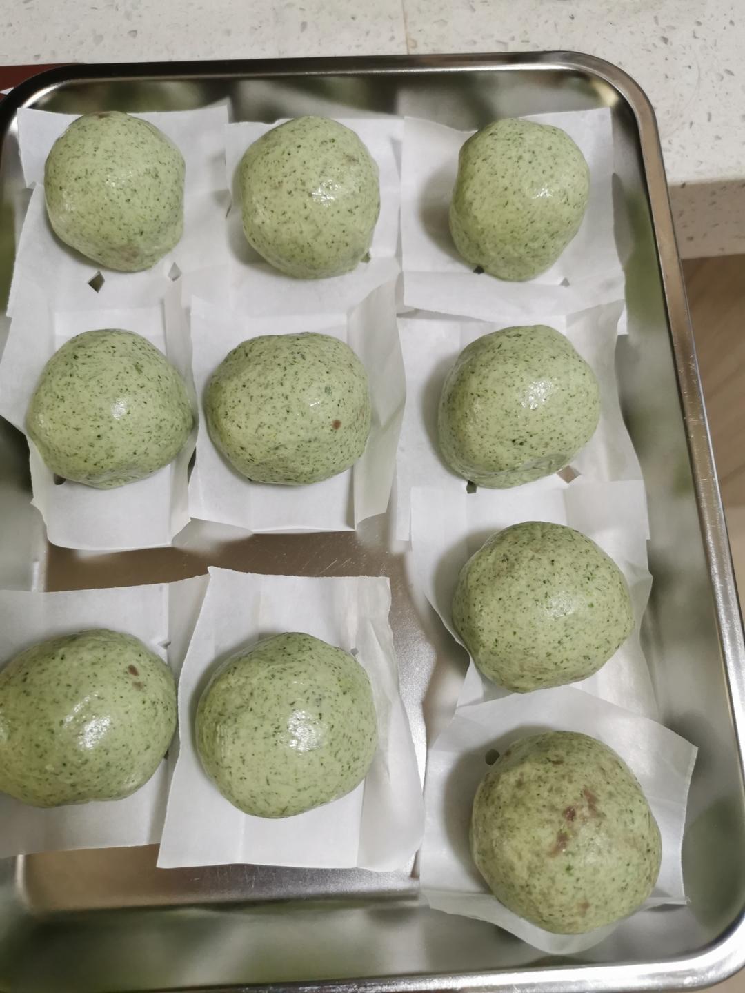 清明必吃的艾草青团