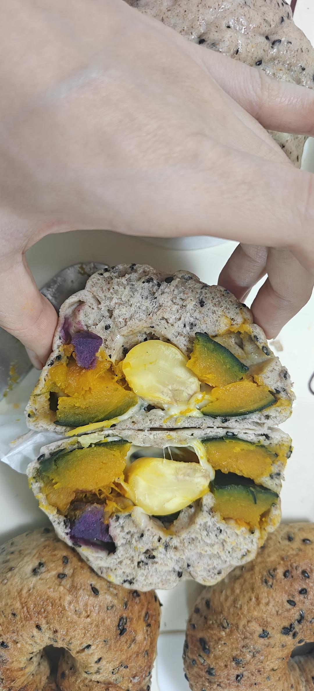 奶酪吨吨堡-五谷丰登