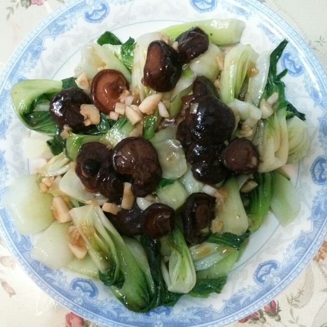 浇汁香菇油菜