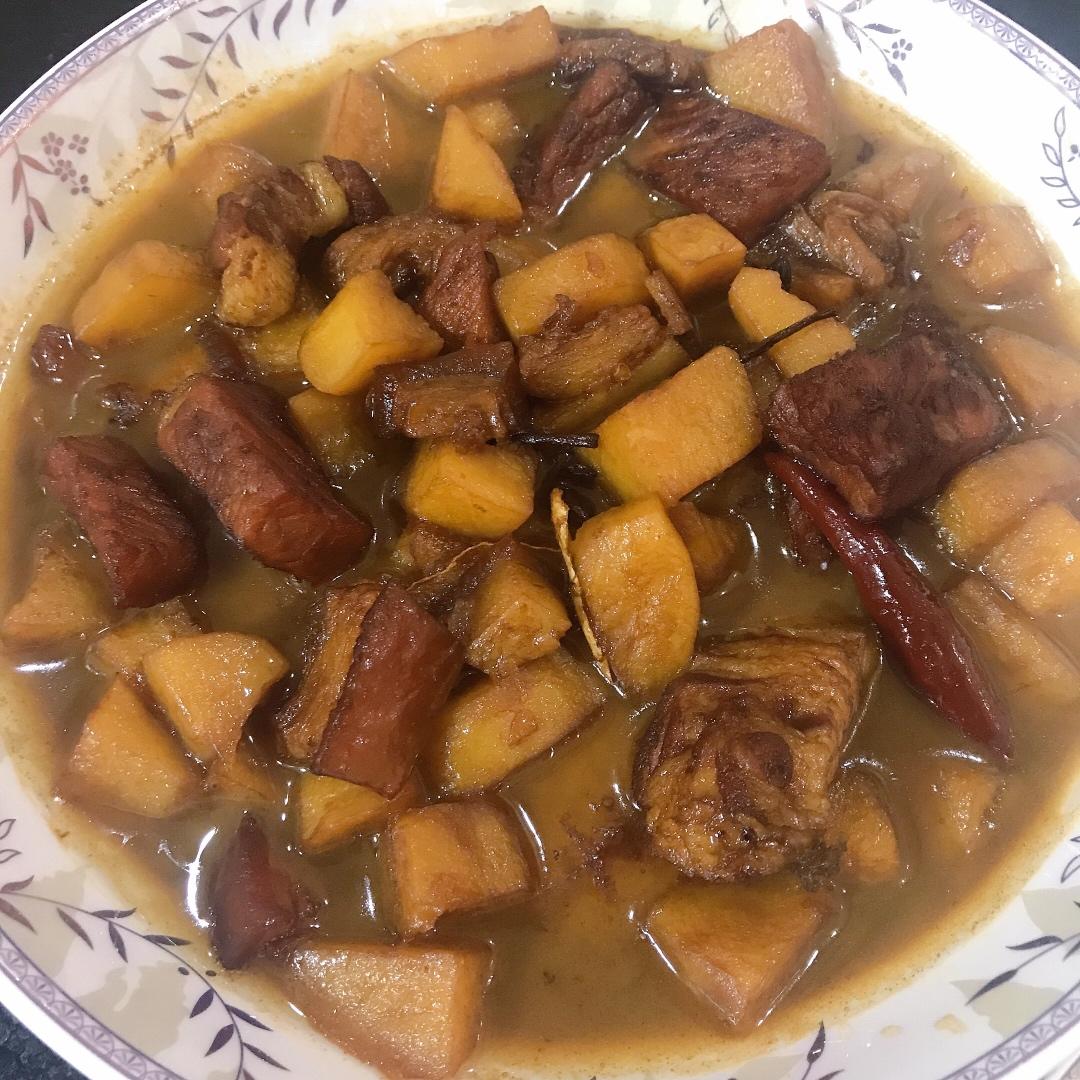 红烧肉炖土豆（丝毫不腻）