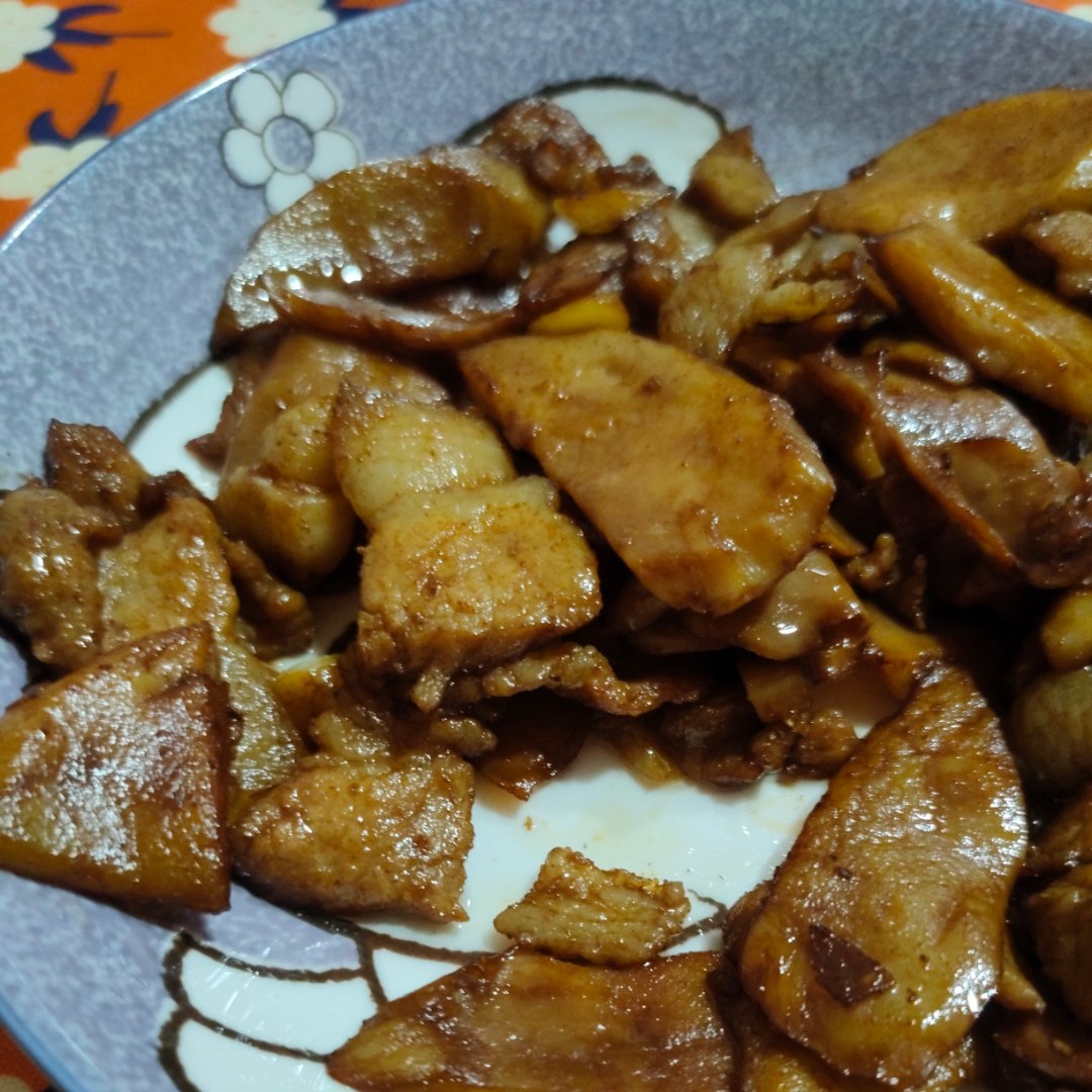 杏鲍菇炒肉