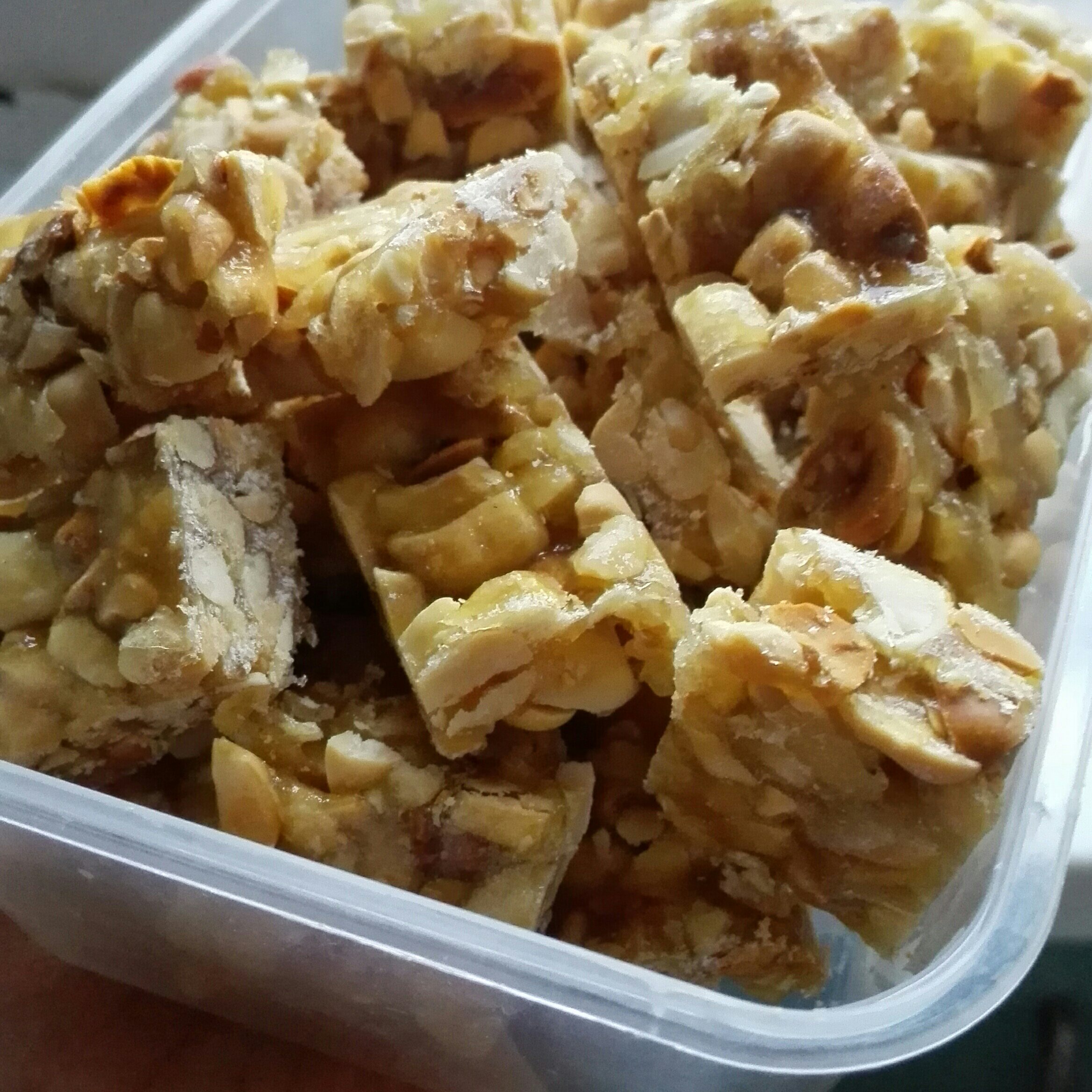 无水无油香脆花生糖