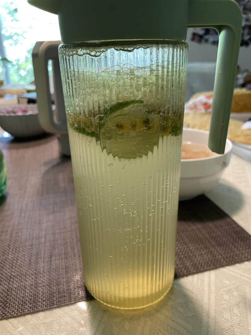 青柠/青桔百香果气泡水/夏日必备