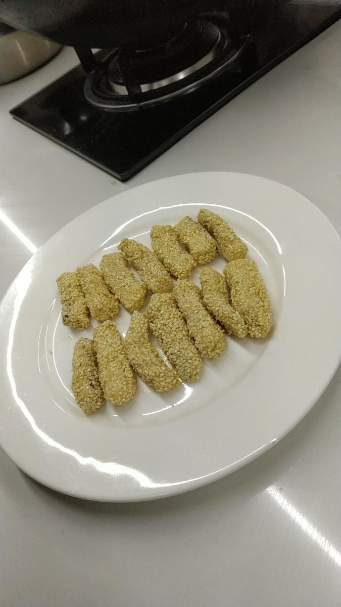 芝麻鱼条的做法