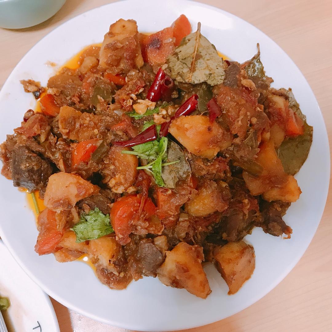 红烧牛肉土豆 （独家秘制）